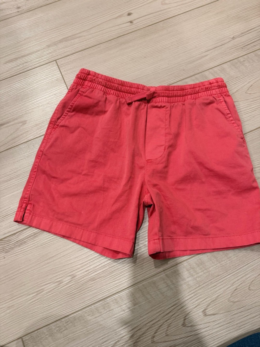 Vineyard Vines Coral Elastic Drawstring Shorts